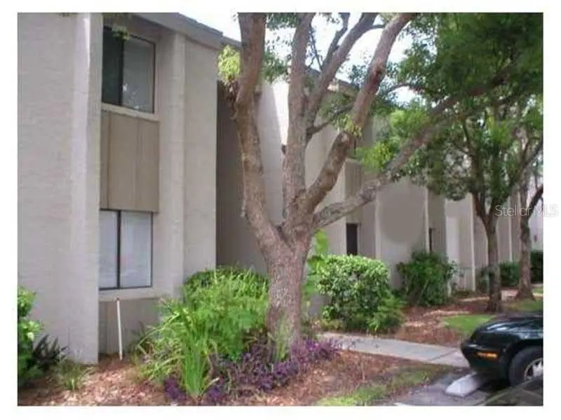 137 Springwood Cir #D, FL
