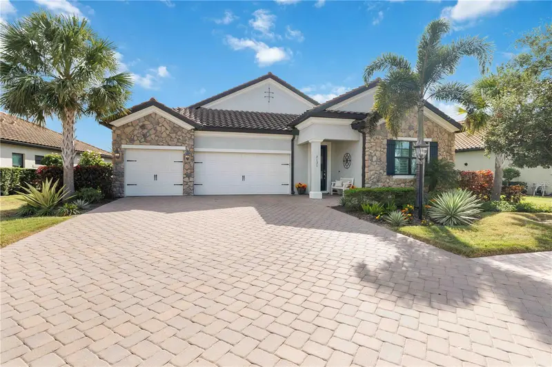 7131 Whittlebury Trl, FL
