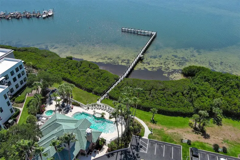 3205 Bay Club Cir #3205, FL