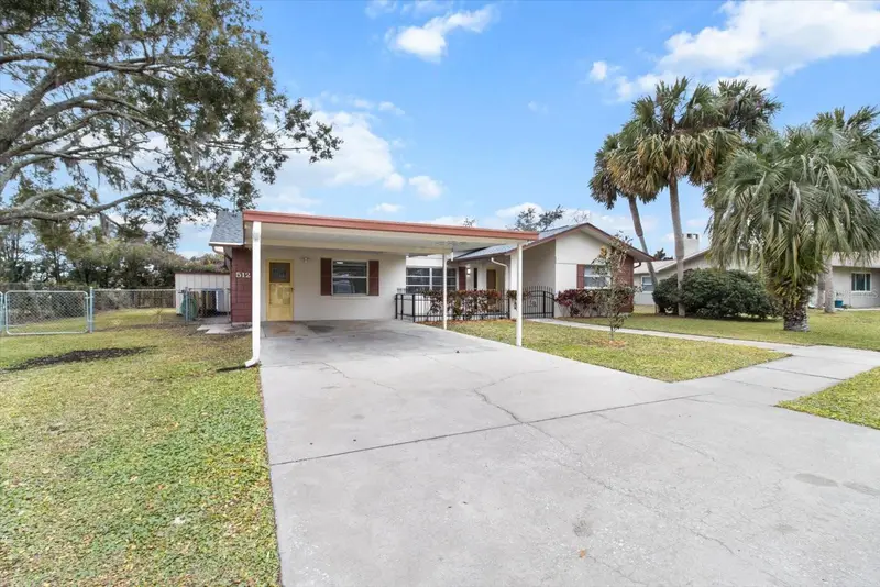 512 Paradise Point, FL