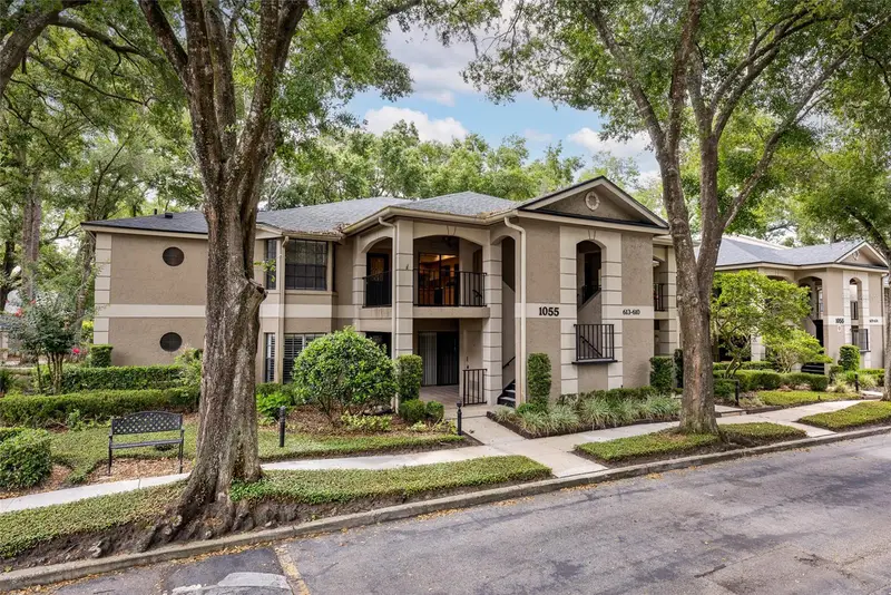 1055 Kensington Park Dr #613, FL
