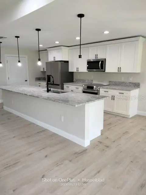 5859 Farmington Ave, FL