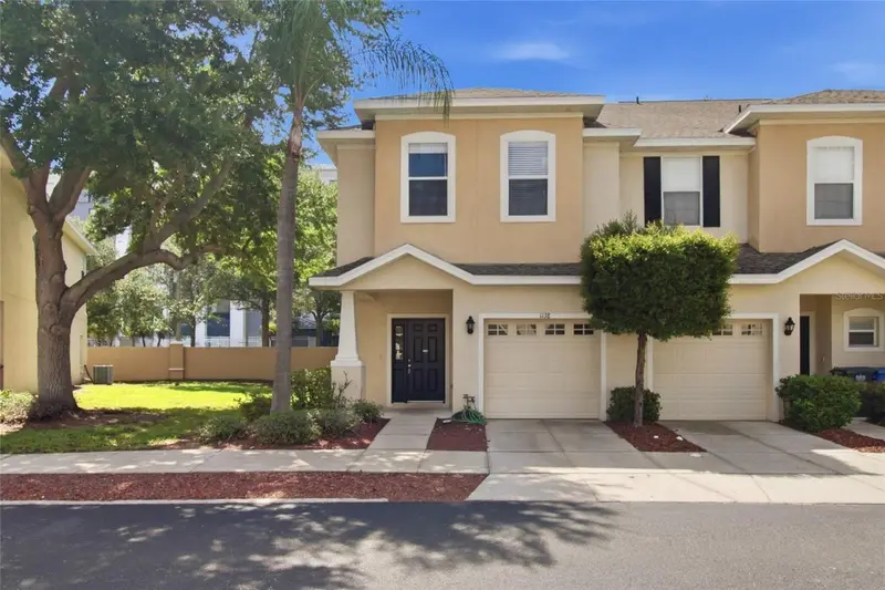 1138 Andrew Aviles Cir, FL