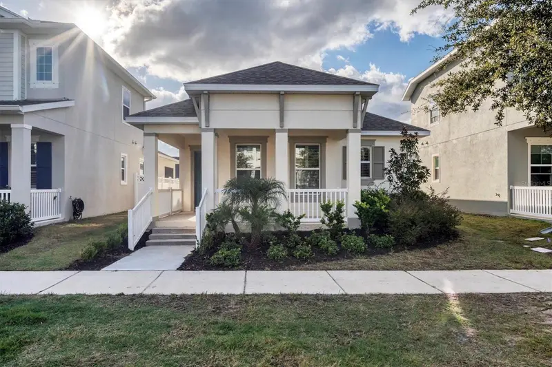 724 Winterside Dr, FL