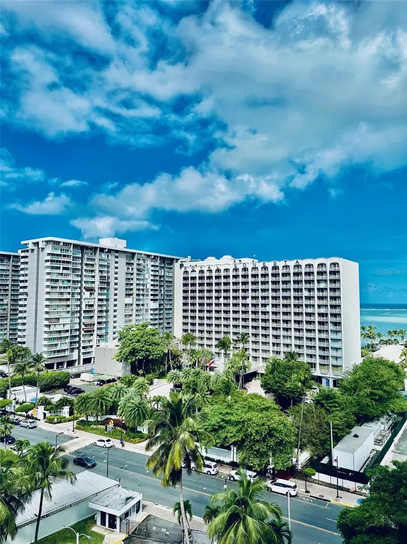 6300 Isla Verde Isla Verde #Ph-14, PR