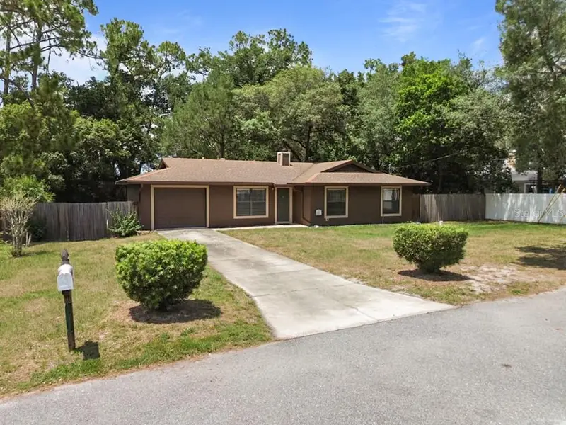 214 E Floyd Ave, FL