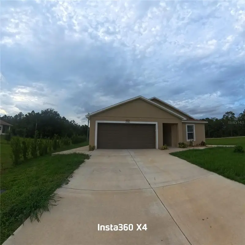 25283 Canterbury Dr, FL