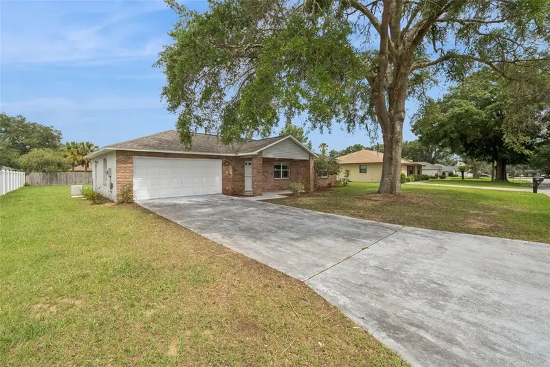261 Se 61st Ct, FL