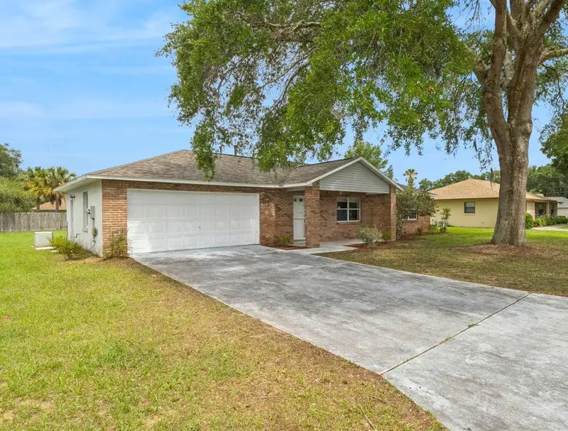 261 Se 61st Ct, FL