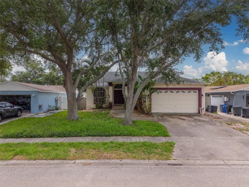 11150 Broadwood Dr N, FL