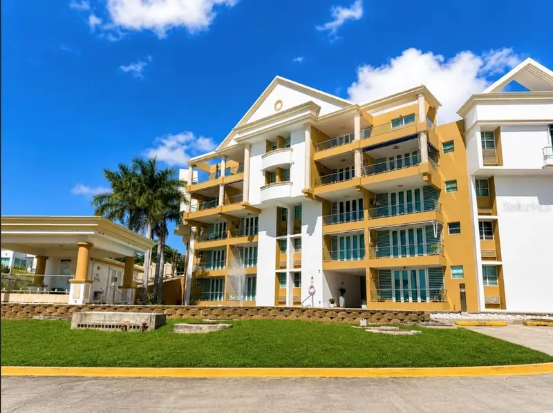 Sr 3301 K2 H6 Int Combate Boqueron Ward St Cond Costa Del Mar #102 A, PR