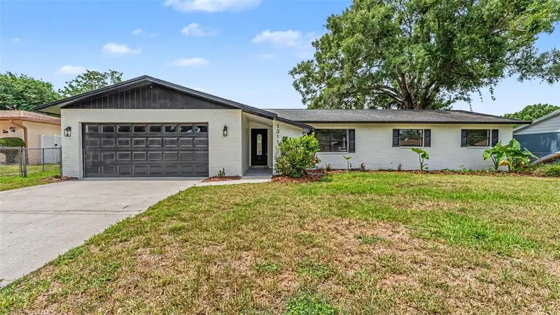1311 Northglen Ln, FL