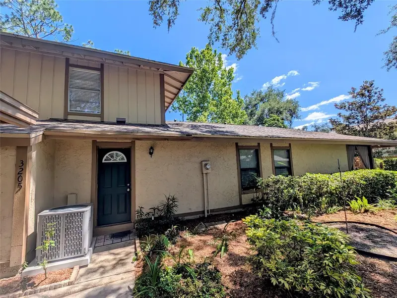 3205 Deer Ct, FL