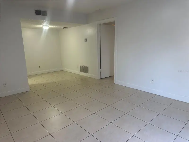 8426 Camden St #B, FL
