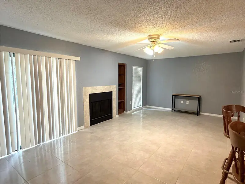 564 Breckenridge Vlg #106, FL
