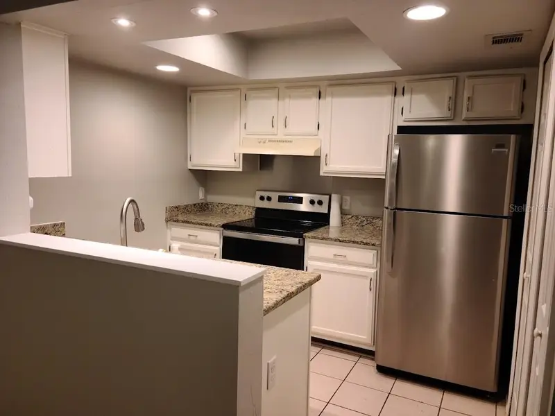 900 Sw 62nd Blvd #B 8, FL