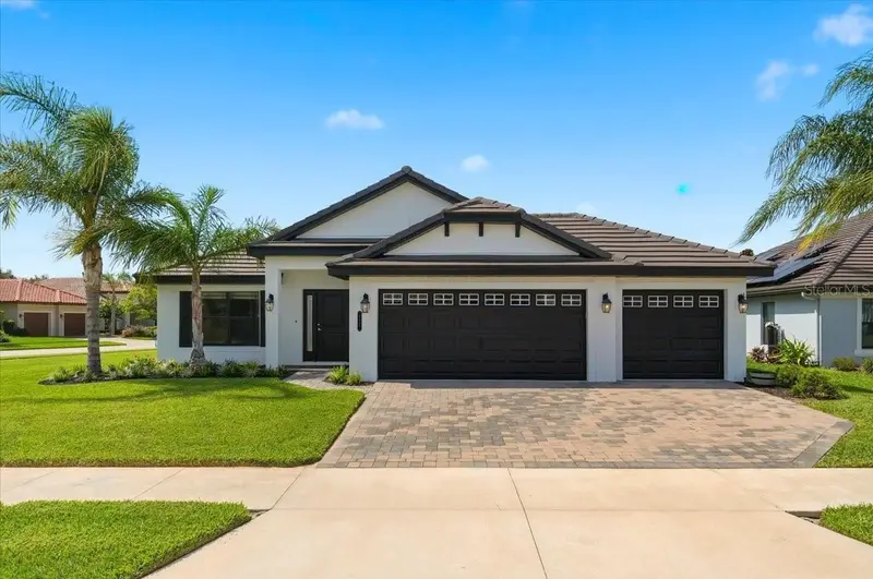 477 Lake Vista Dr, FL