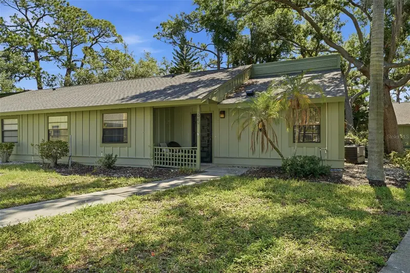 5080 Barrington Cir #3102, FL