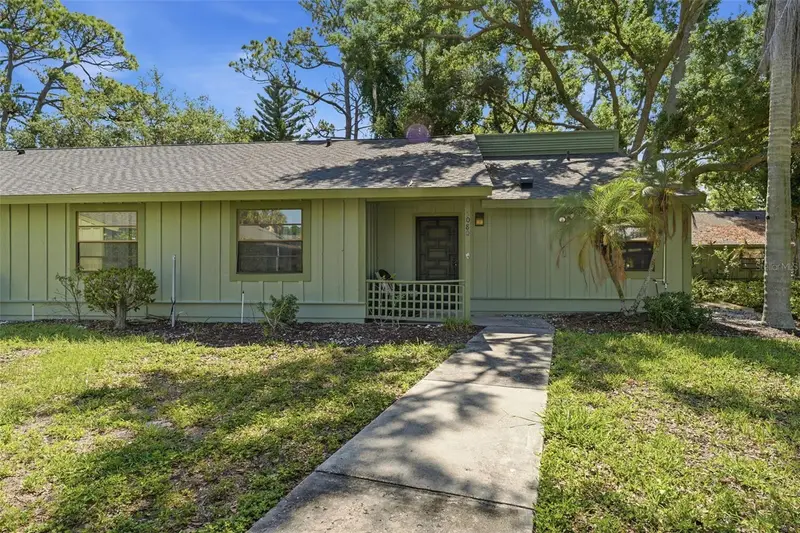 5080 Barrington Cir #3102, FL