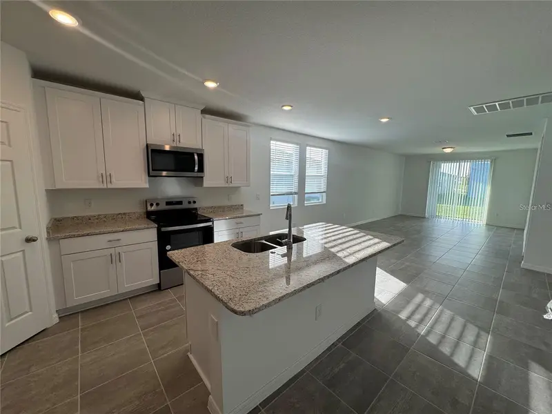 4552 Pickerel Weed Way, FL