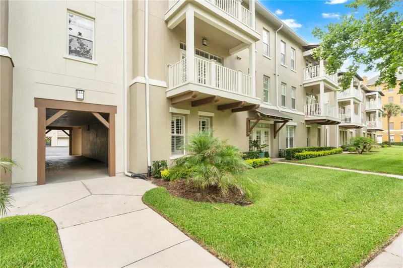 1220 Vaux Blvd #204, FL