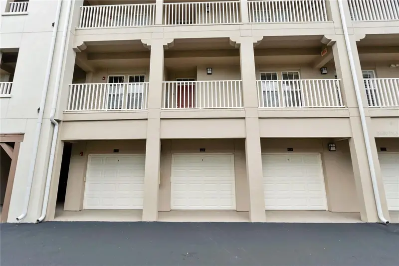 1220 Vaux Blvd #204, FL