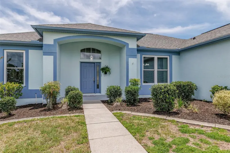 210 W Rexford Dr, FL