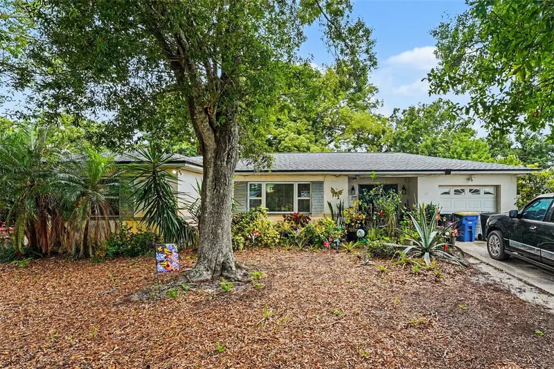 110 N Jupiter Ave, FL