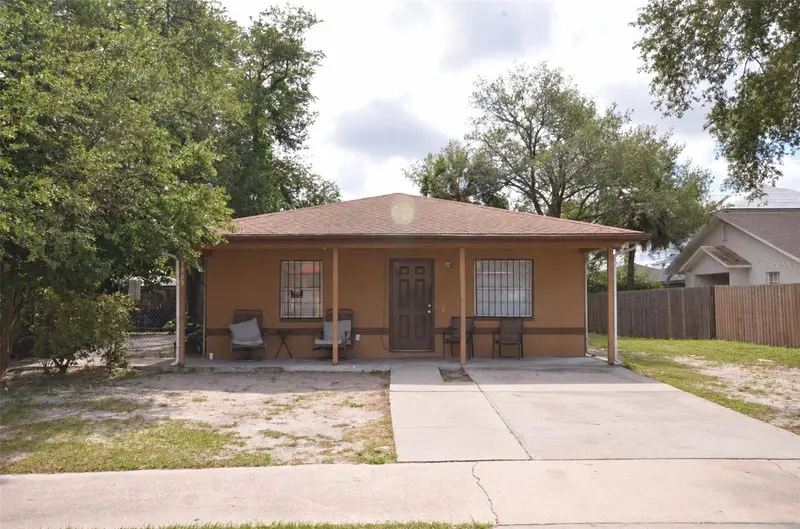1903 E 23rd Ave, FL