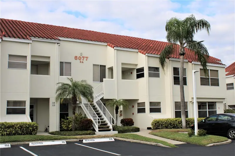 6077 Bahia Del Mar Blvd #120, FL