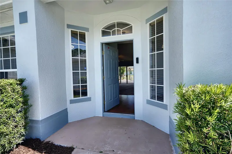 551 Seville St Se, FL