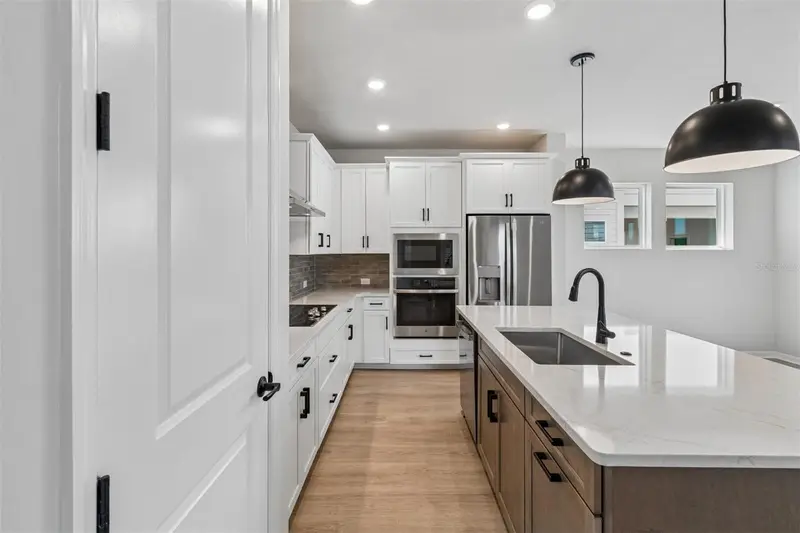 6737 Fountain Grove Pass, FL