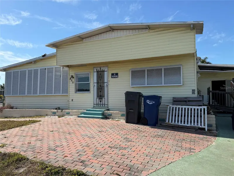 503 51st Avenue Plz W, FL