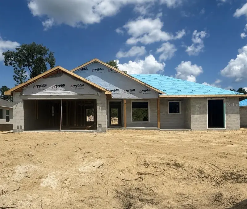 699 W Hallam, FL