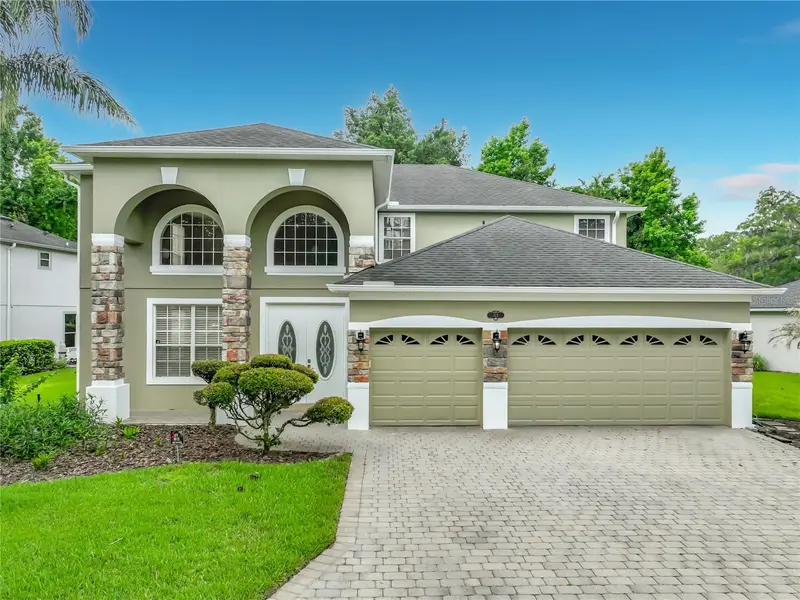 313 Munson Hills Ct, FL