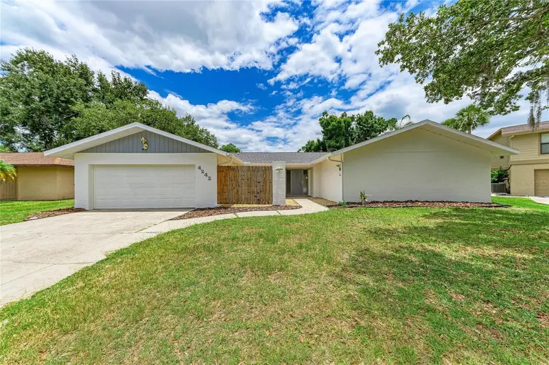 4242 Dryden Cir, FL