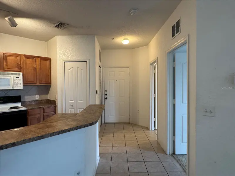 6149 Metrowest Blvd #208, FL
