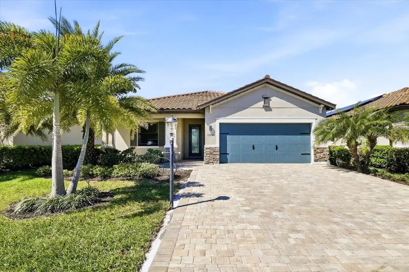 17234 Blue Ridge Pl, FL
