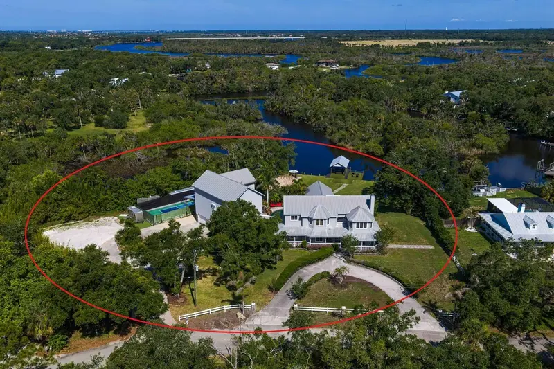 1030 Mill Creek Rd, FL