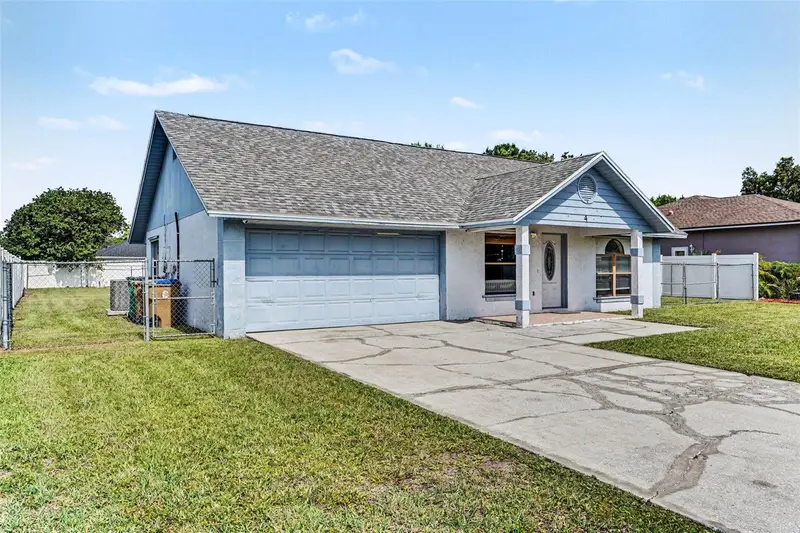 4 Carmona Way, FL