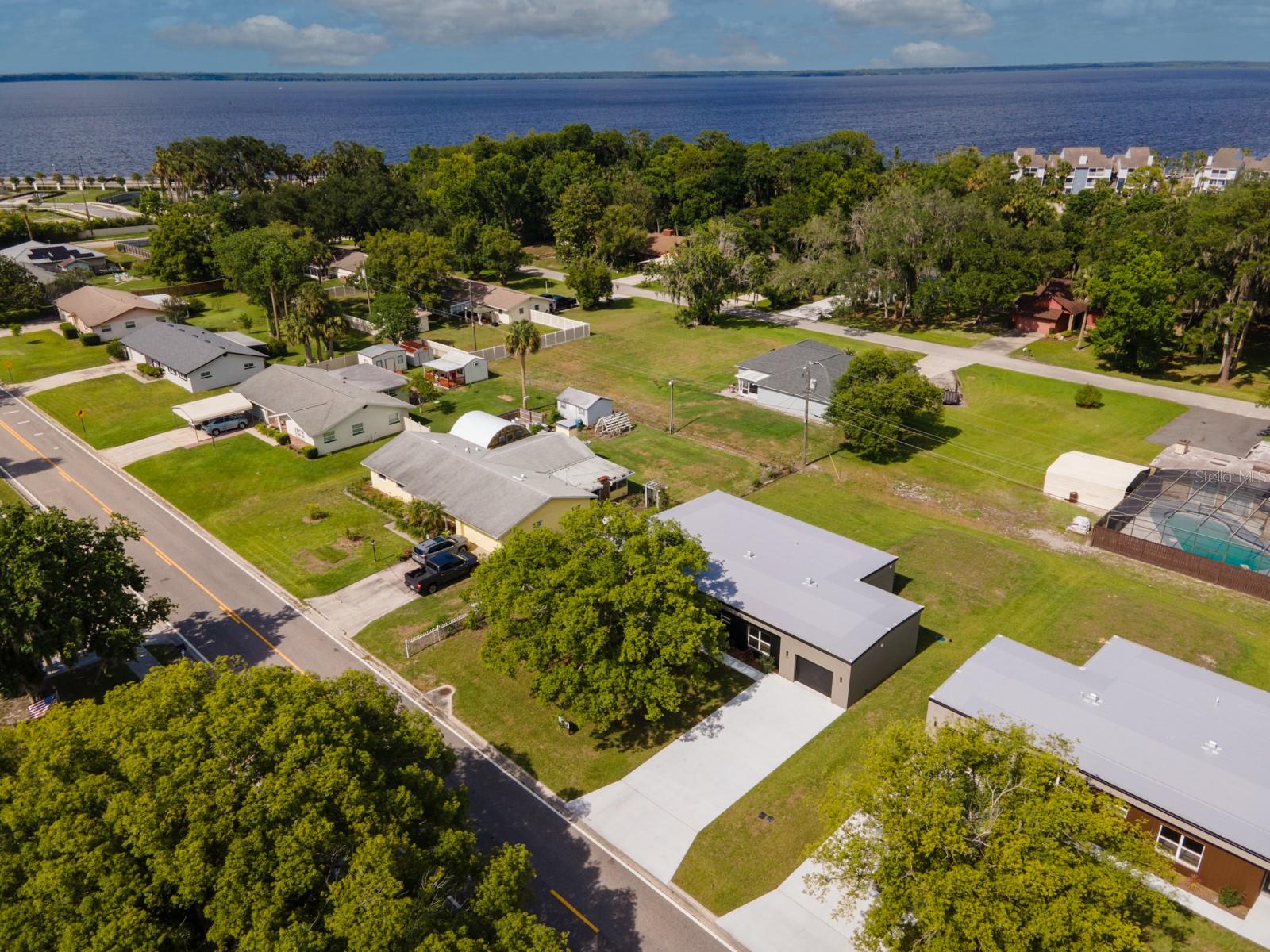 455 Riverview Ave, FL