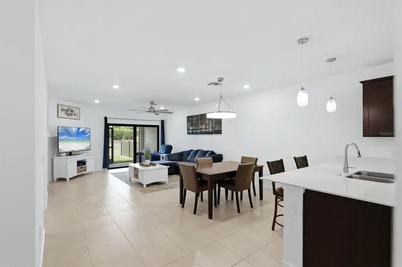 6499 Silverstar Dr, FL