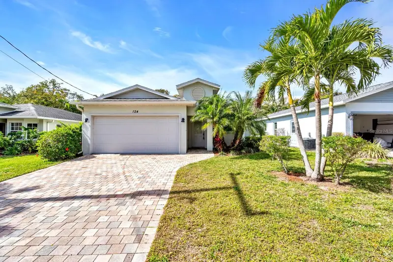 124 Tucker Ave, FL