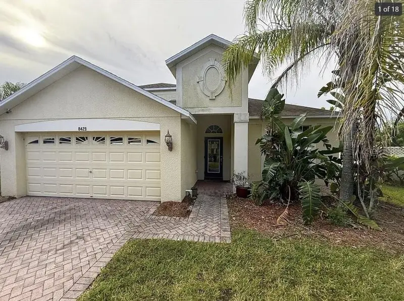 8429 Hunters Fork Loop, FL