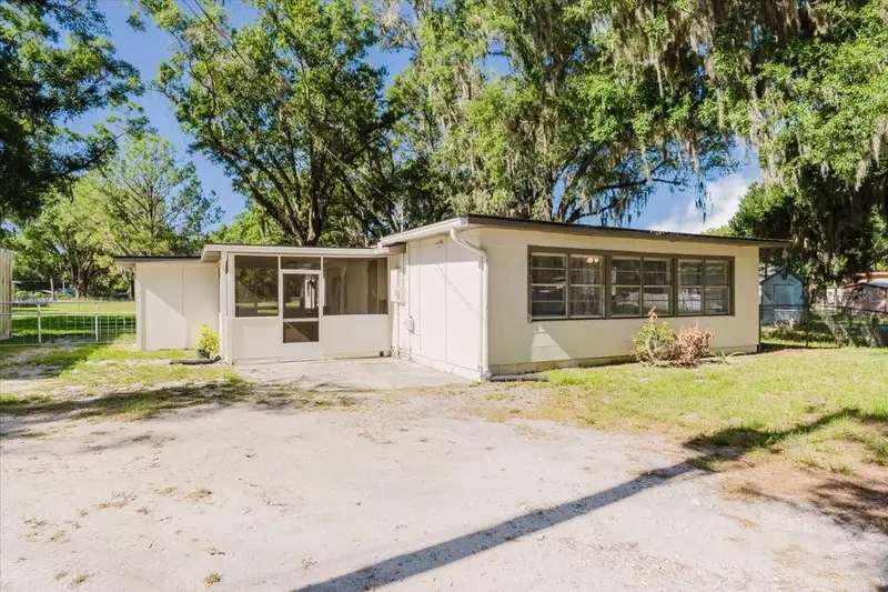 2531 Hebb Rd, FL