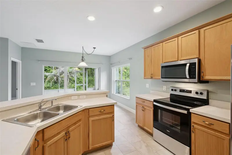 224 Cape Sable Dr, FL