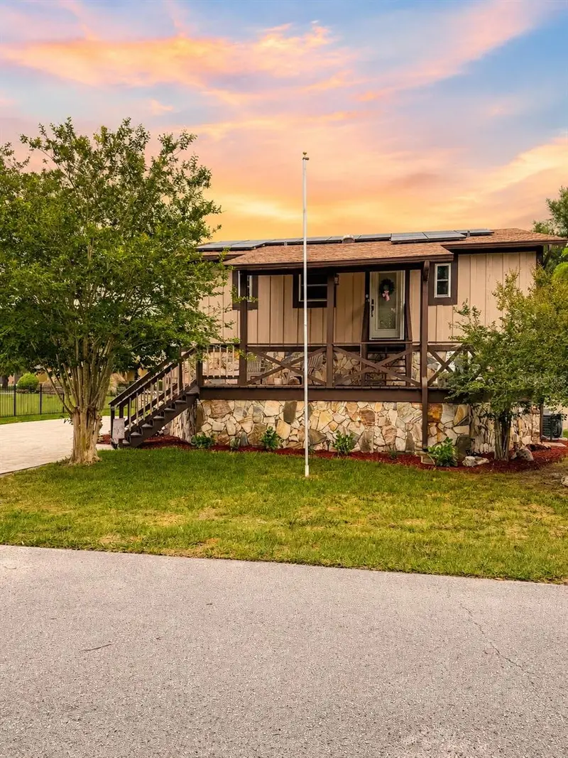 9100 Debbie Ln, FL