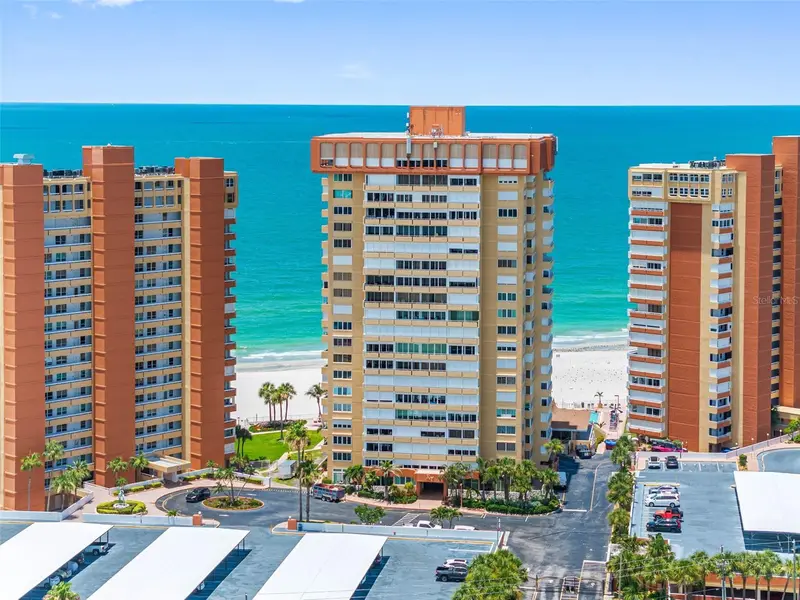 17920 Gulf Blvd #302, FL