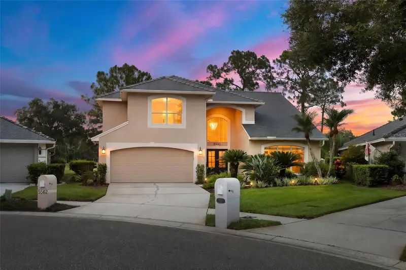5562 Avenue Du Soleil, FL