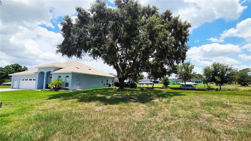 135 Citrus Rd Ne, FL